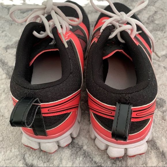 Reebok Realflex Black, Coral Pink & White Running Shoes - Picture 8 of 10